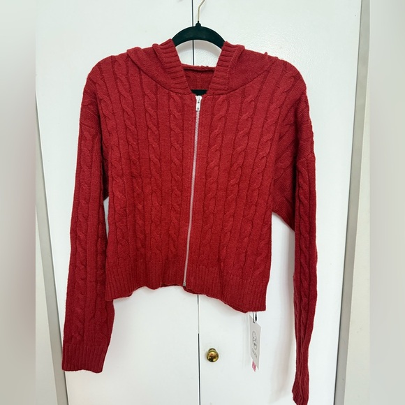 Cider Red Cable Knit Women's Cardigan - Picture 1 of 4